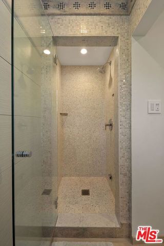 1323 Club View Drive, Los Angeles, CA 90024