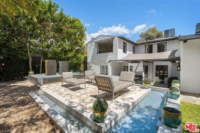 1323 Club View Drive, Los Angeles, CA 90024