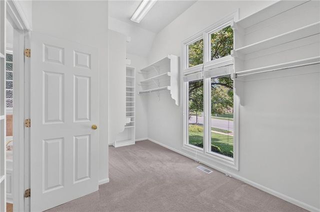 9608 Falcon Ridge Drive, Lenexa, KS 66220