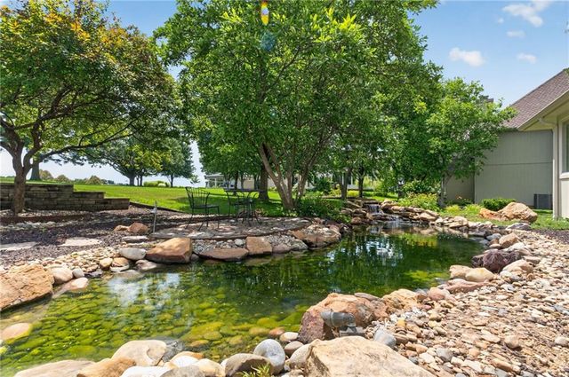 9608 Falcon Ridge Drive, Lenexa, KS 66220