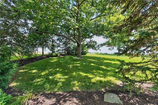 9608 Falcon Ridge Drive, Lenexa, KS 66220