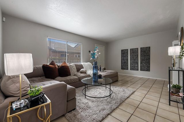 747 Prusso St, Livingston, CA 95334