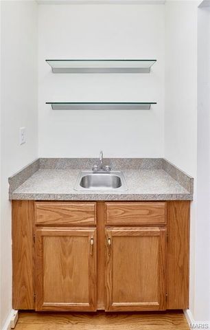 222 Park Charles Boulevard, St Peters, MO 63376