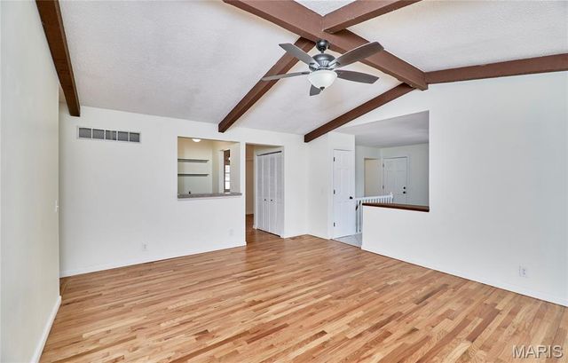 222 Park Charles Boulevard, St Peters, MO 63376