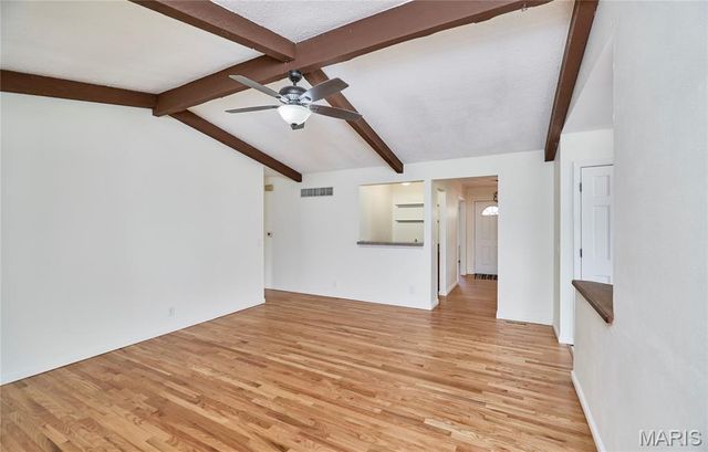 222 Park Charles Boulevard, St Peters, MO 63376