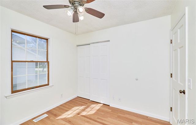 222 Park Charles Boulevard, St Peters, MO 63376