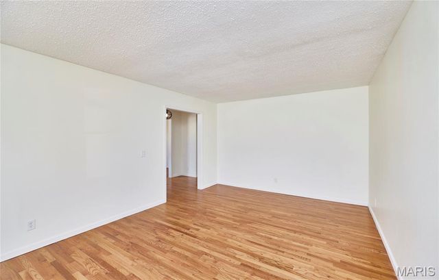 222 Park Charles Boulevard, St Peters, MO 63376