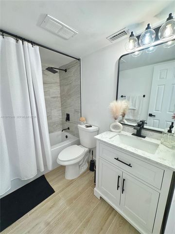 8670 SW 212th St 304, Cutler Bay, FL 33189