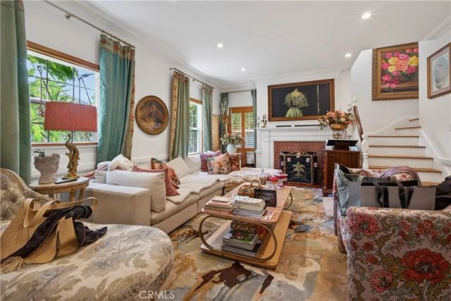 133 S Canon Drive, Beverly Hills, CA 90212