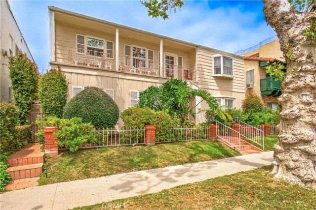 133 S Canon Drive, Beverly Hills, CA 90212