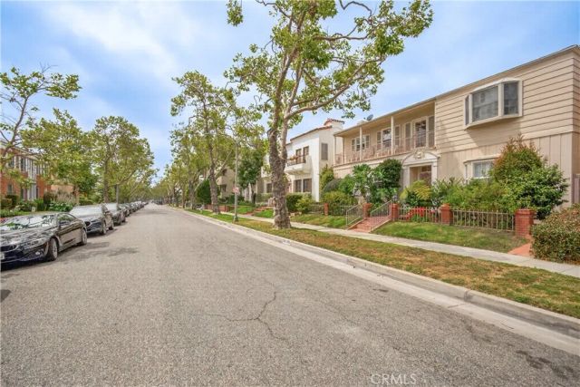 133 S Canon Drive, Beverly Hills, CA 90212