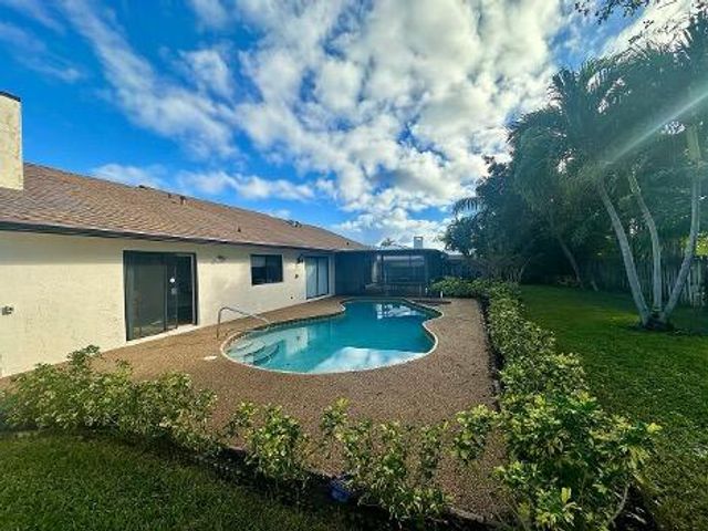 4914 Acorn Drive, Boca Raton, FL 33487