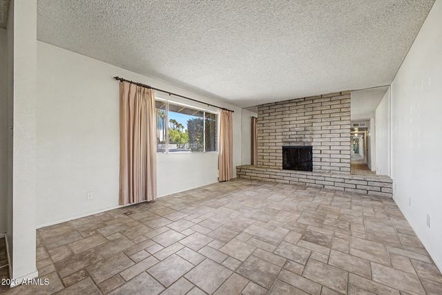 407 E 8TH Street, Mesa, AZ 85203