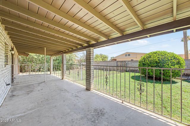 407 E 8TH Street, Mesa, AZ 85203