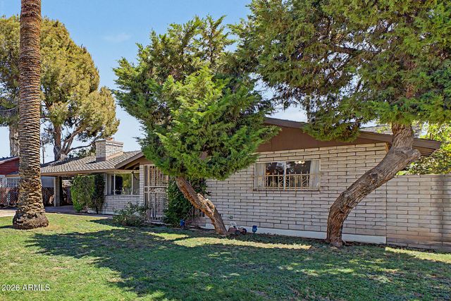 407 E 8TH Street, Mesa, AZ 85203