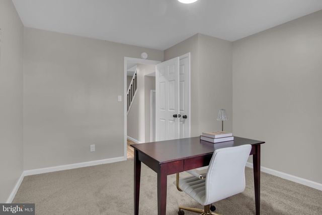 275 MANOR RD, Red Lion, PA 17356