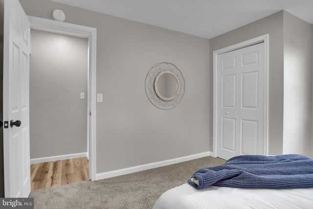 275 MANOR RD, Red Lion, PA 17356