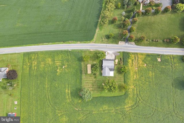 275 MANOR RD, Red Lion, PA 17356