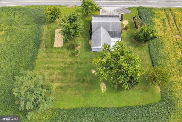275 MANOR RD, Red Lion, PA 17356