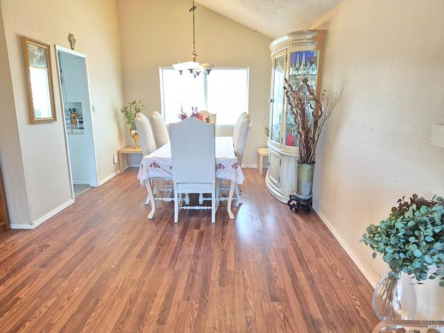 1109 Canary Dr, Suisun City, CA 94585