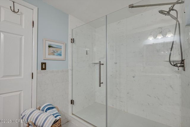 62 Taylors Mills Road, Manalapan, NJ 07726