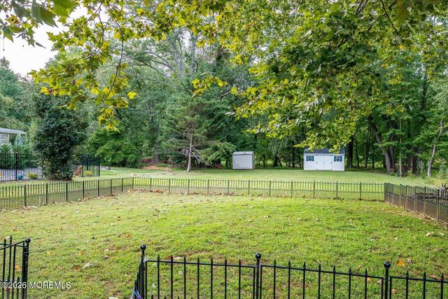 62 Taylors Mills Road, Manalapan, NJ 07726