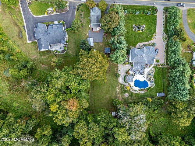 62 Taylors Mills Road, Manalapan, NJ 07726