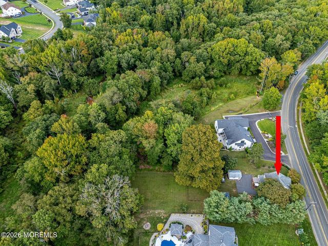 62 Taylors Mills Road, Manalapan, NJ 07726