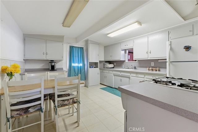 3322 Dawn, Rosamond, CA 93560