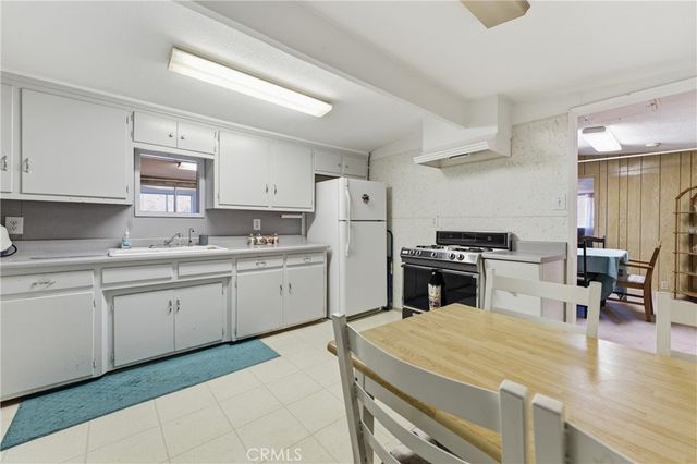 3322 Dawn, Rosamond, CA 93560