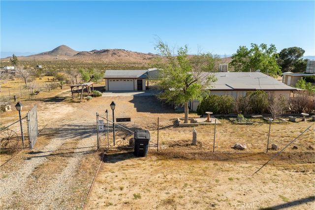 3322 Dawn, Rosamond, CA 93560