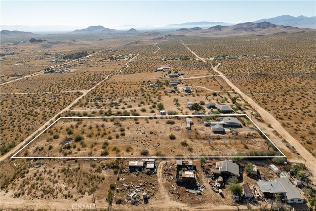 3322 Dawn, Rosamond, CA 93560