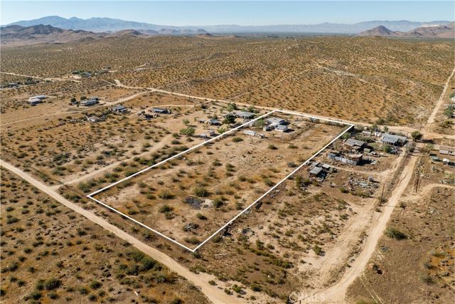 3322 Dawn, Rosamond, CA 93560