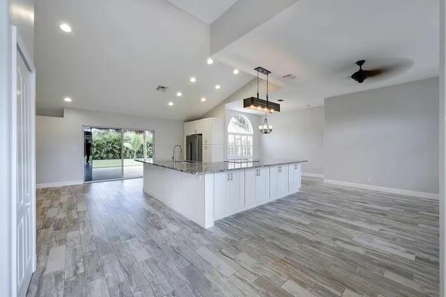 13383 Temple Boulevard, West Palm Beach, FL 33412