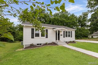 2315 Main Street, Alton, IL 62002