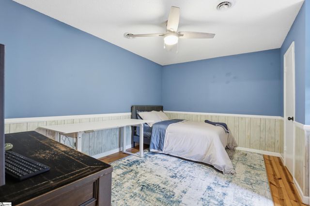211 Narrow Way, Travelers Rest, SC 29690
