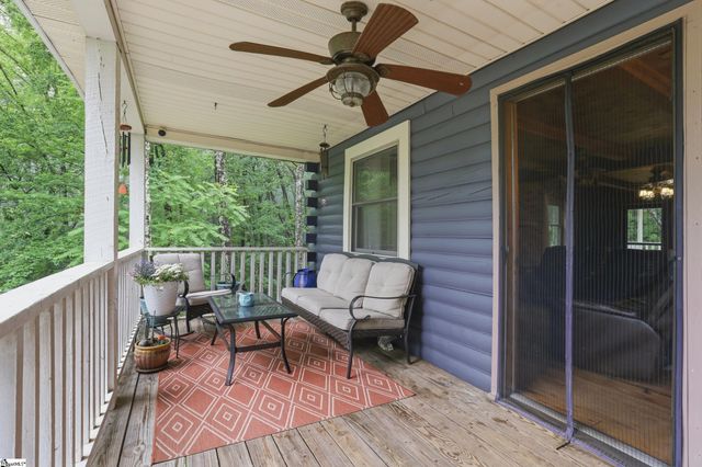 211 Narrow Way, Travelers Rest, SC 29690