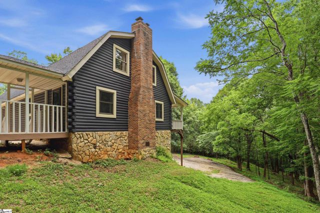 211 Narrow Way, Travelers Rest, SC 29690