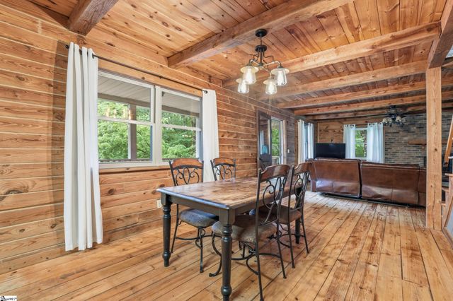 211 Narrow Way, Travelers Rest, SC 29690