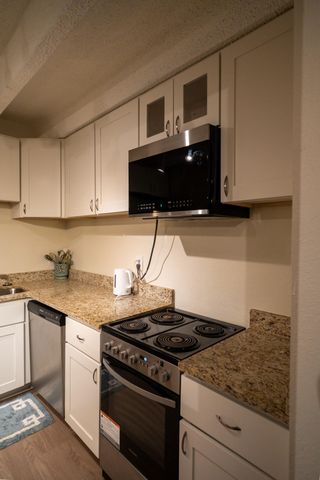 1100 Alvarado Drive SE APT 108, Albuquerque, NM 87108