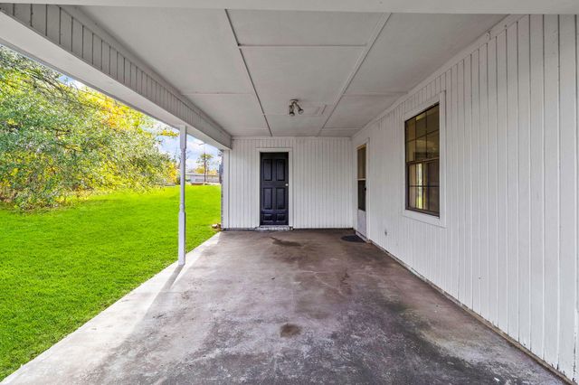 107 Thomas Street, Crockett, TX 75835