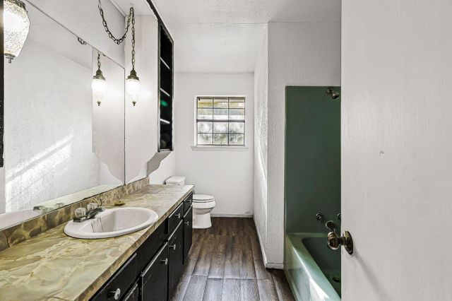 107 Thomas Street, Crockett, TX 75835