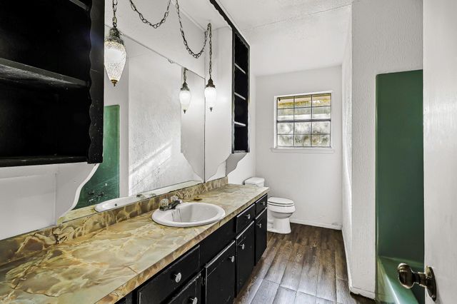 107 Thomas Street, Crockett, TX 75835