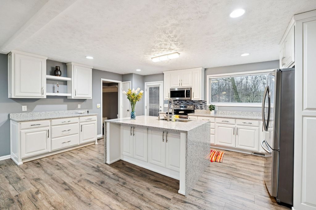 5106 Greer Rd, Goodlettsville, TN 37072