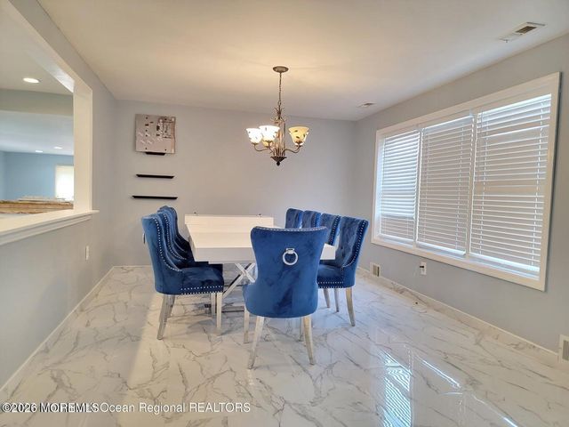 1 Half Robin Drive, Oakhurst, NJ 07755