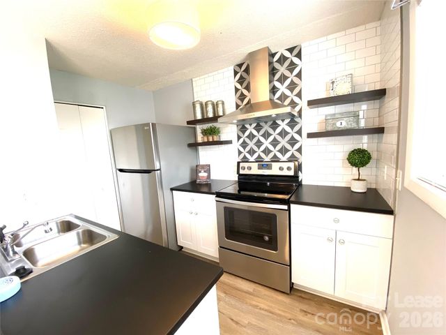 1931 Lancer Court, Gastonia, NC 28054