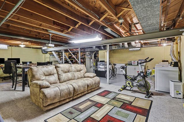 3118 Broadway Avenue, Kalamazoo City, MI 49008