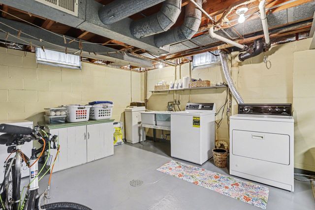 3118 Broadway Avenue, Kalamazoo City, MI 49008