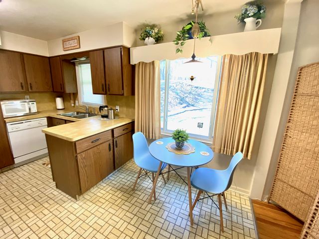 3118 Broadway Avenue, Kalamazoo City, MI 49008