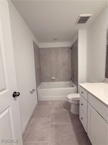 3844 Treasure Oak WAY, Fort Myers, FL 33905